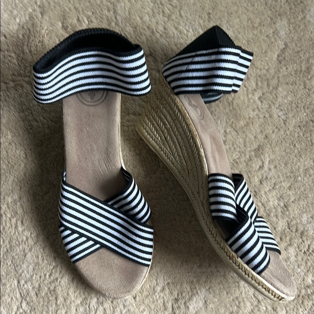 Charleston Shoe Co Black and White Wedge Stripe Espradrille - New without box.